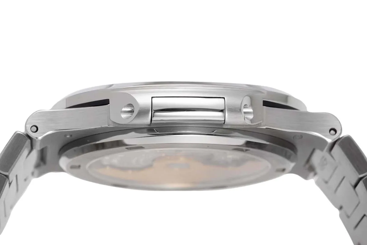 Nautilus Jumbo 5711/1A-011 White Dial with Diamond Bezel - Image 6
