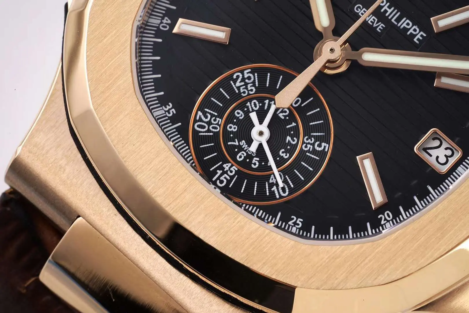 Nautilus Chronograph 5980/1R in Rose Gold on Brown Leather Strap - Image 5