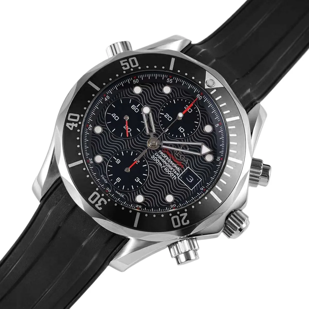 Seamaster Diver 300m chronographe cadran noir sur bracelet en caoutchouc – Image 3