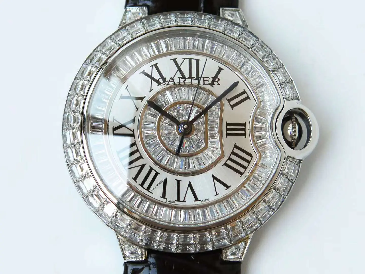 Ballon Bleu de Cartier 42mm White Dial with Diamonds in Rose Gold - Image 3