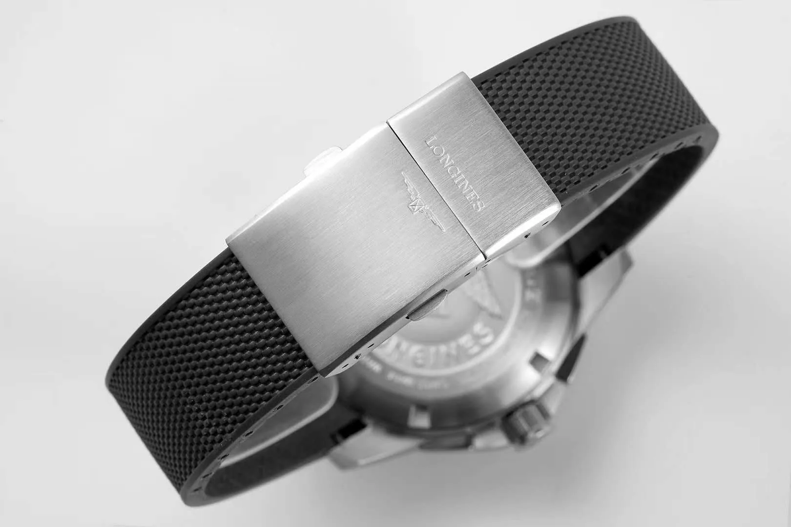 Hydroconquest Black Dial on Rubber Strap - Image 8