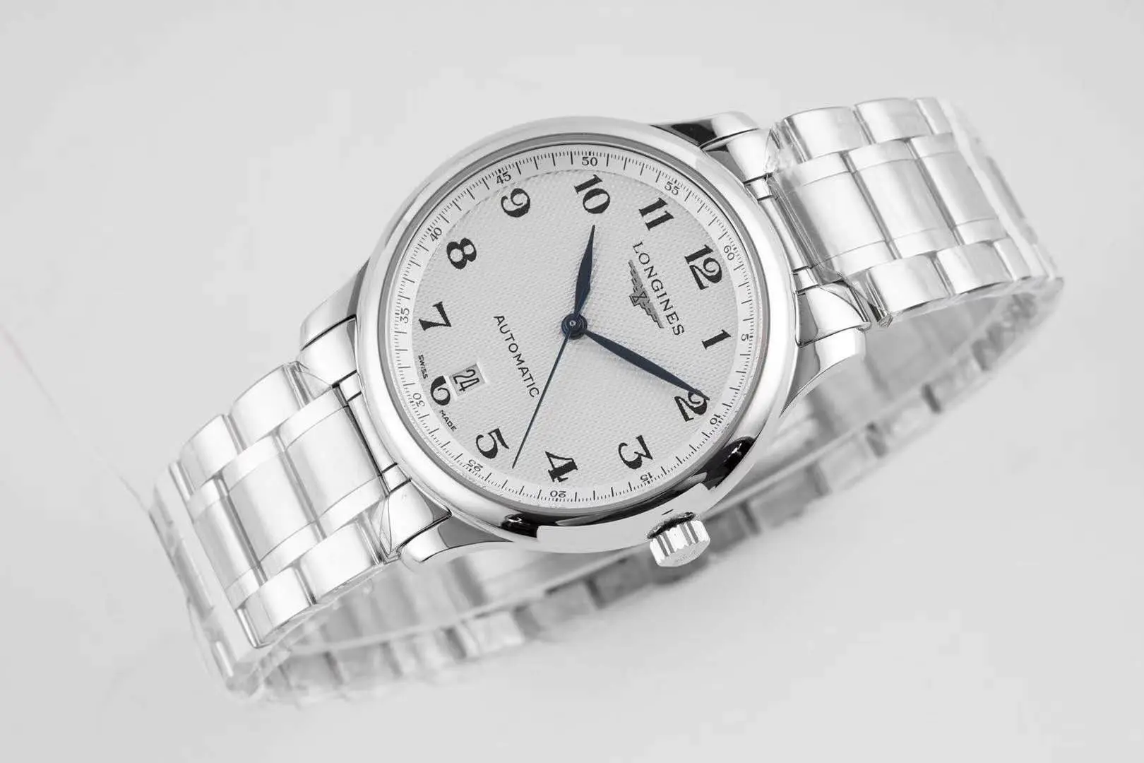 Master Collection quadrante bianco su bracciale - immagine 3