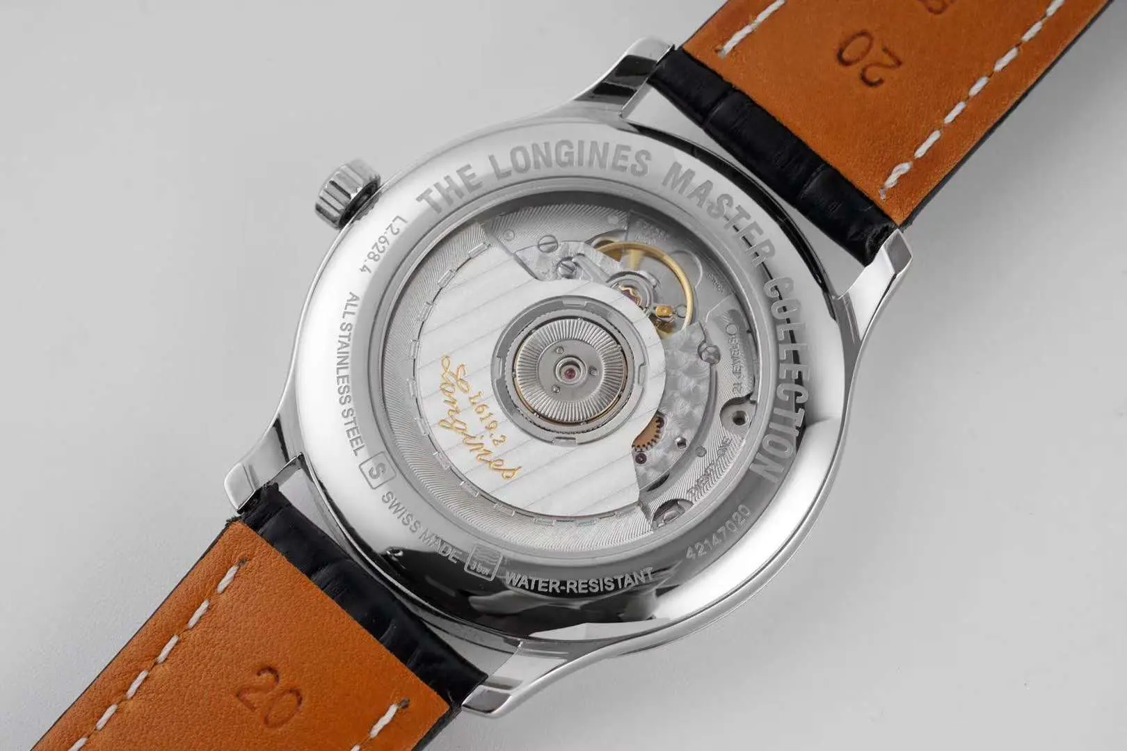 Master Collection quadrante bianco su cinturino in pelle nero - immagine 6