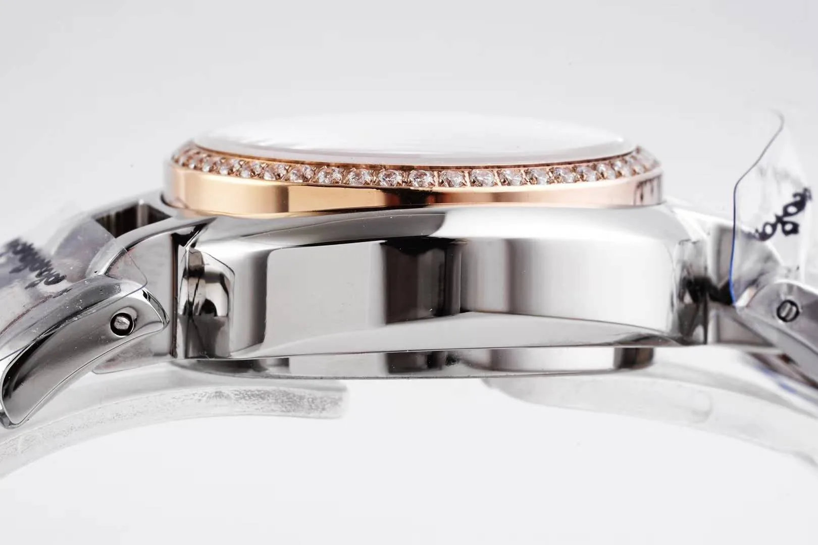 Primaluna MOP White Dial with Diamond Markers and Diamond Bezel in Rose Gold - Image 8