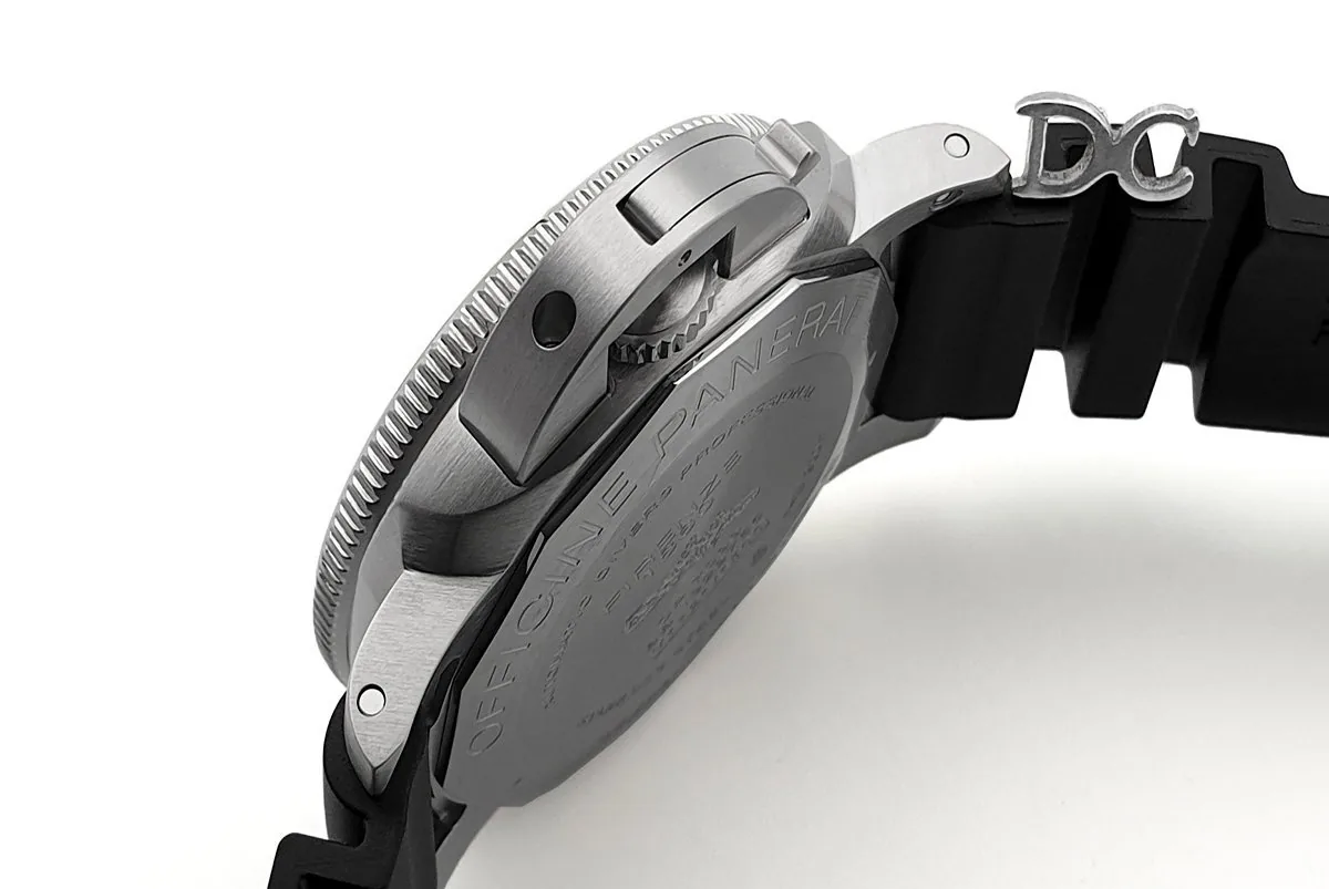 PAM683 Luminor Marina Submersible - Image 7
