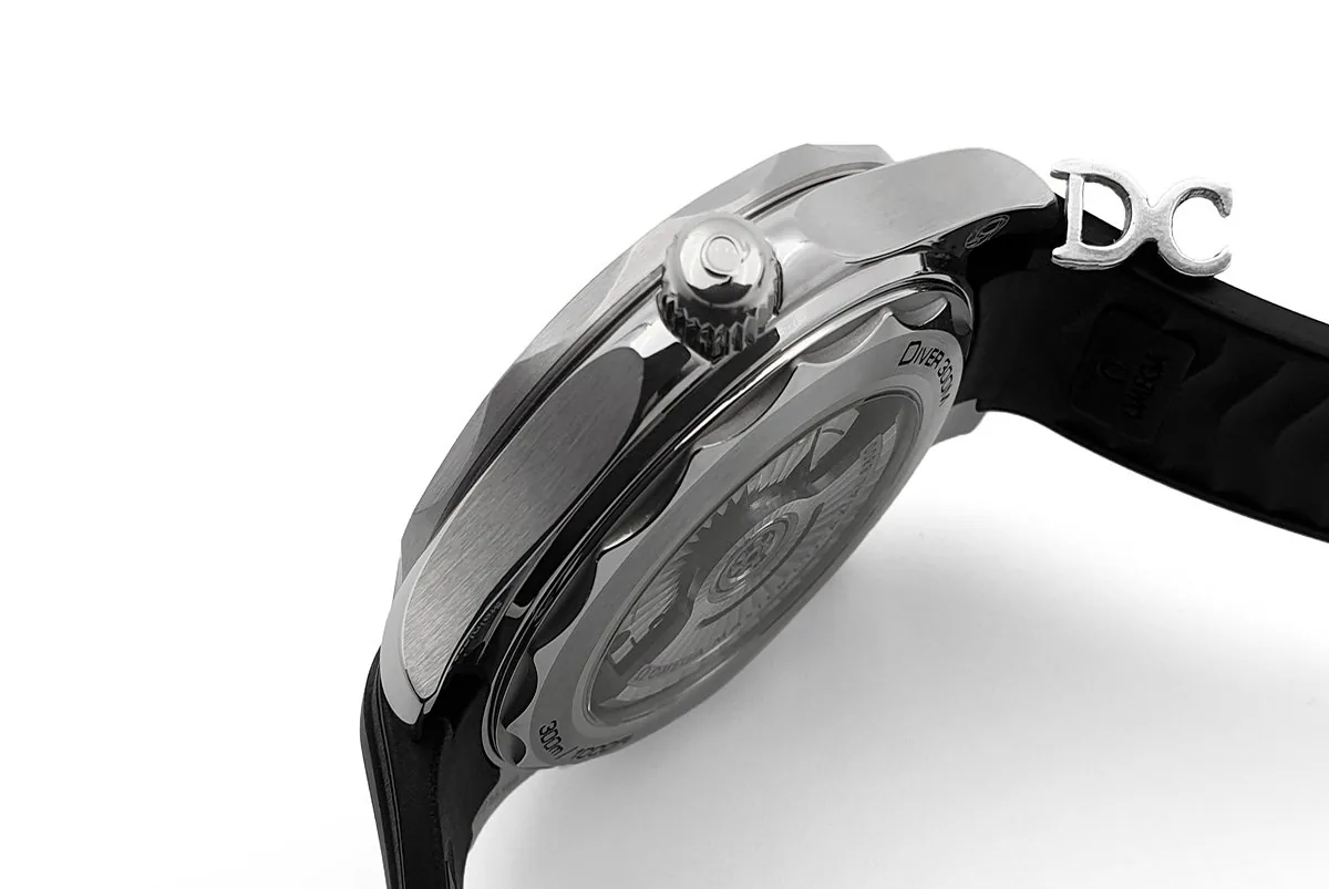 Seamaster Diver 300M Co-Axial Master Chronometer White Dial on Black Rubber Strap - Image 8