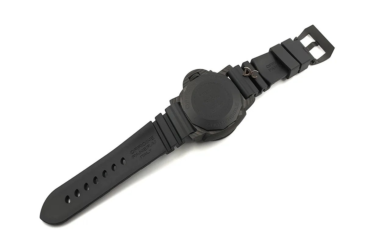 PAM1616 Luminor Submersible Carbotech - Image 7
