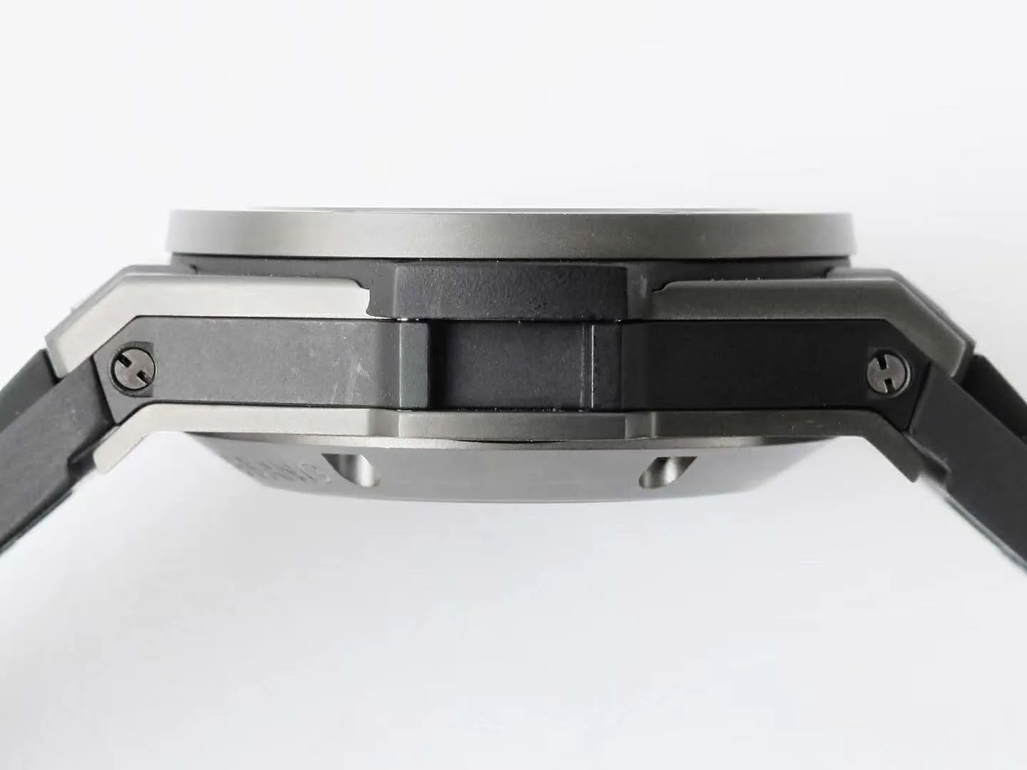 Big Bang Unico King Titanium - Image 9