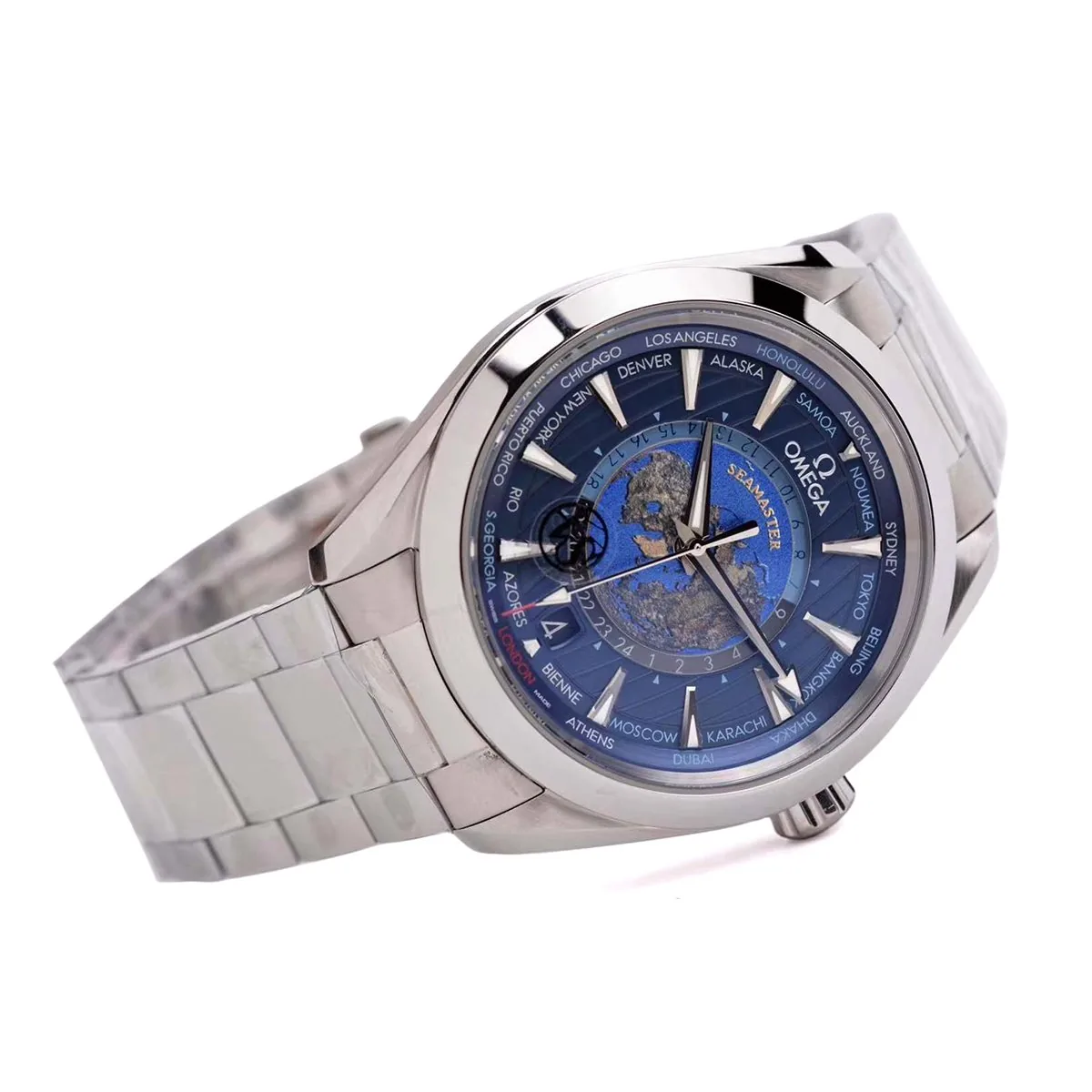Seamaster Aqua Terra Worldtimer Master Chrononometer Blue Dial on Bracelet - Image 3