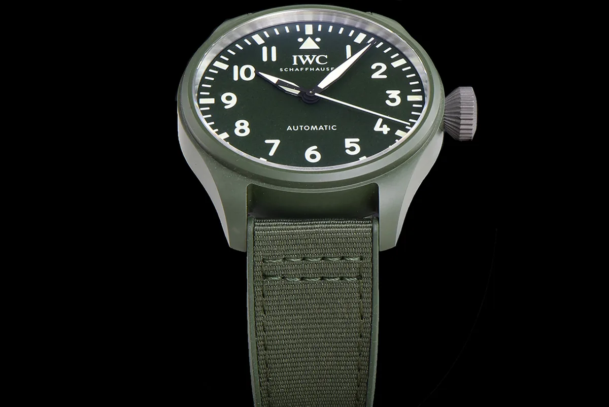 Big Pilot’s Watch 43 IW329802 Top Gun Edition Woodland sur bracelet camouflage – Image 9
