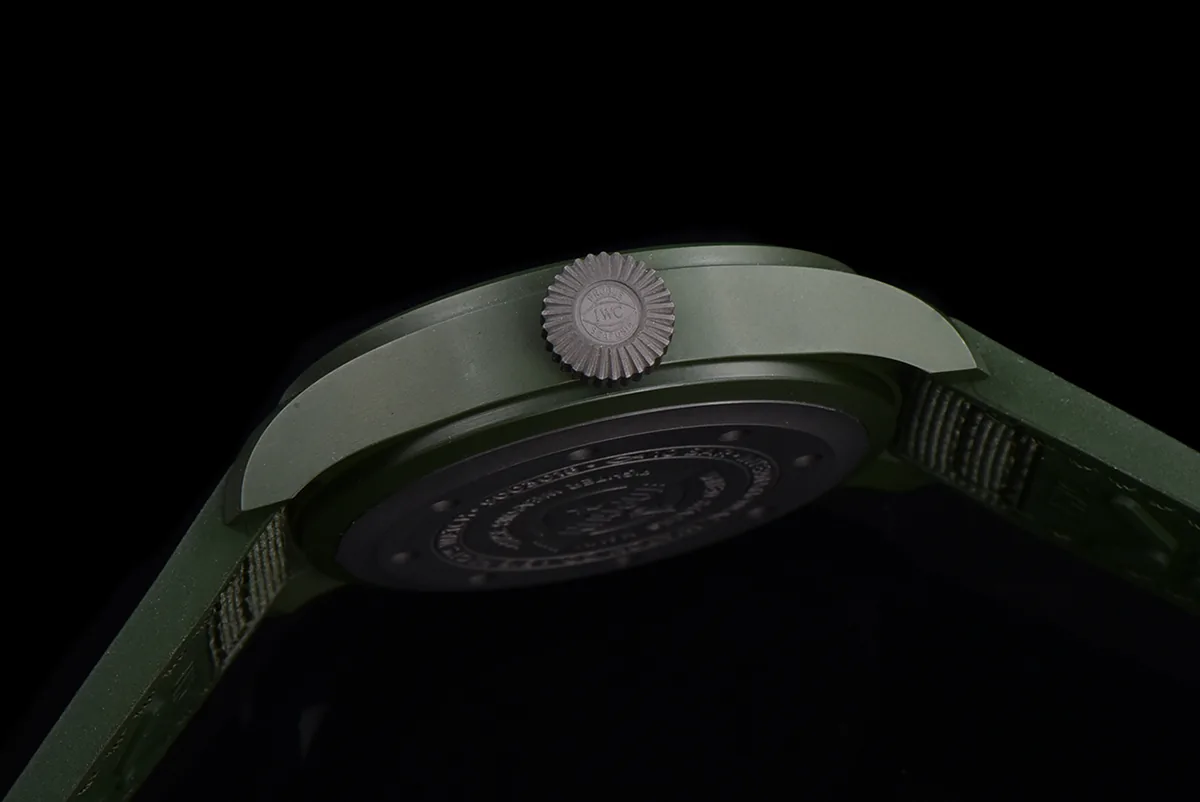 Big Pilot’s Watch 43 IW329802 Top Gun Edition Woodland sur bracelet camouflage – Image 8