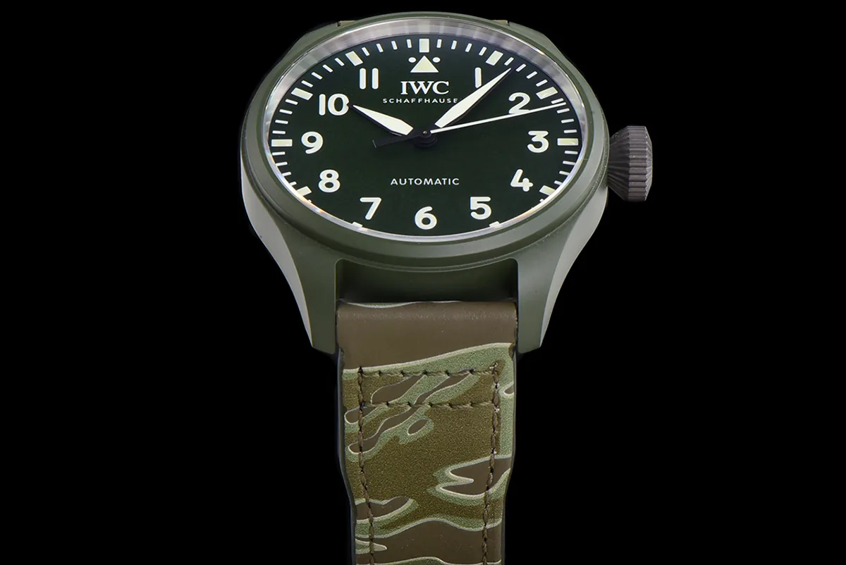 Big Pilot’s Watch 43 IW329802 Top Gun Edition Woodland am Camouflage-Armband – Bild 10