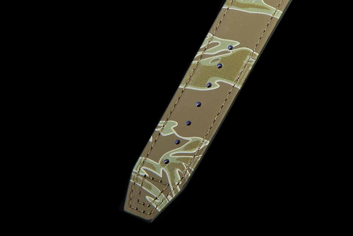 Big Pilot’s Watch 43 IW329802 Top Gun Edition Woodland am Camouflage-Armband – Bild 12