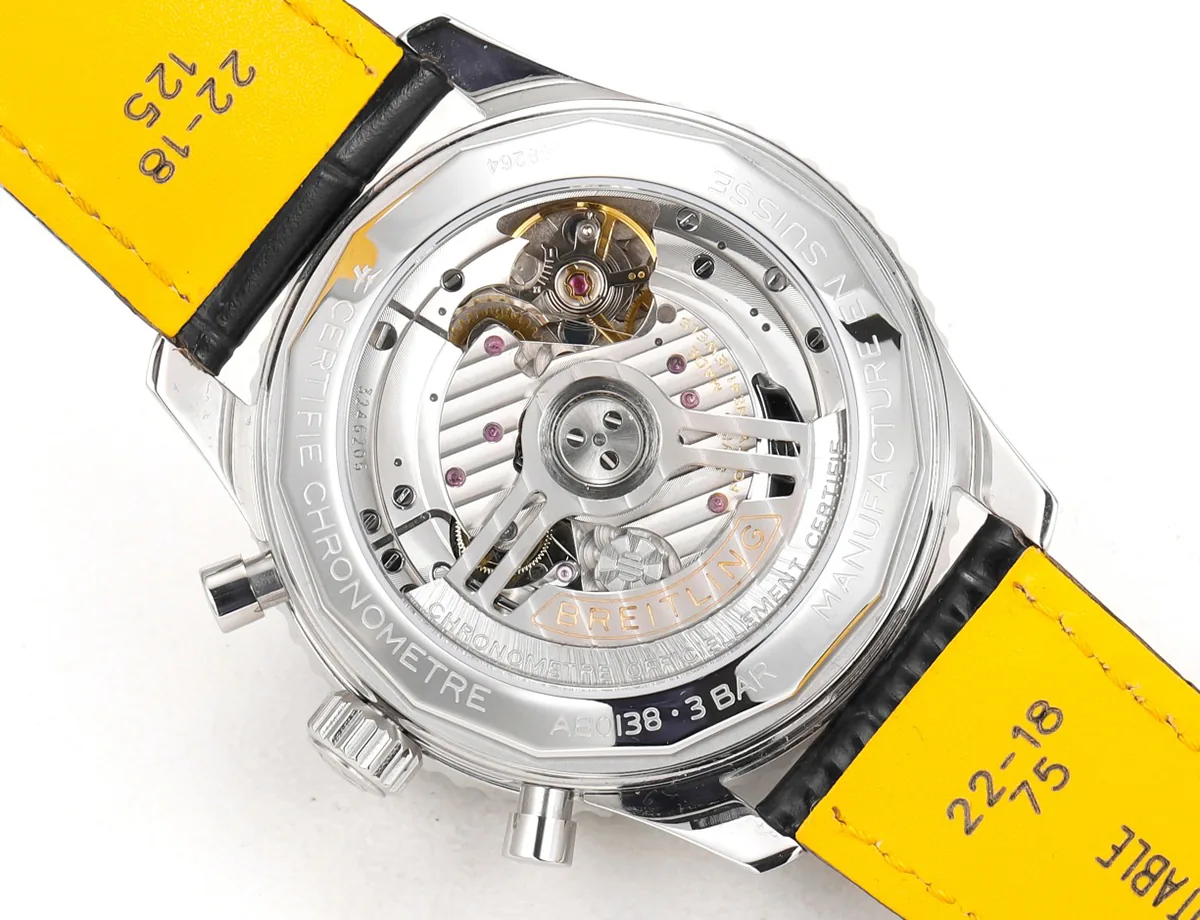 Navitimer B01 Chronograph 43 schwarzes Zifferblatt in Stahl am Lederarmband Ref. AB0138211B1P1 – Bild 9