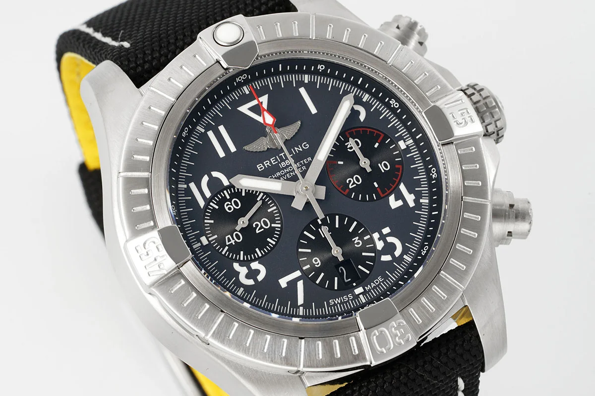 Avenger B01 Chronograph 45 Black Dial in Steel