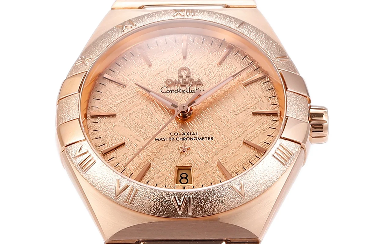 Constellation Co-Axial Master Chronometer 41mm Pink Meteorite Dial in Rose Gold on Bracelet