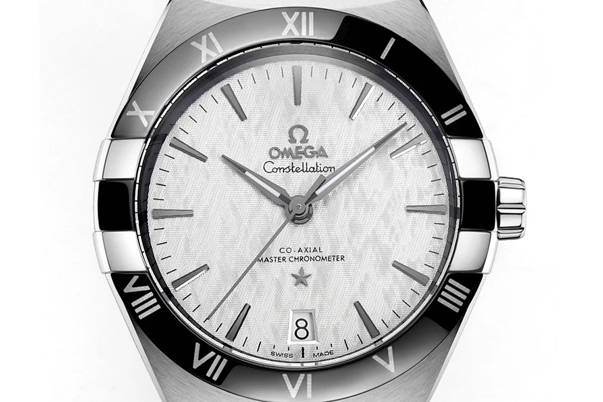 Constellation Co-Axial Master Chronometer 41mm Rhodium-Grey Dial on Bracelet