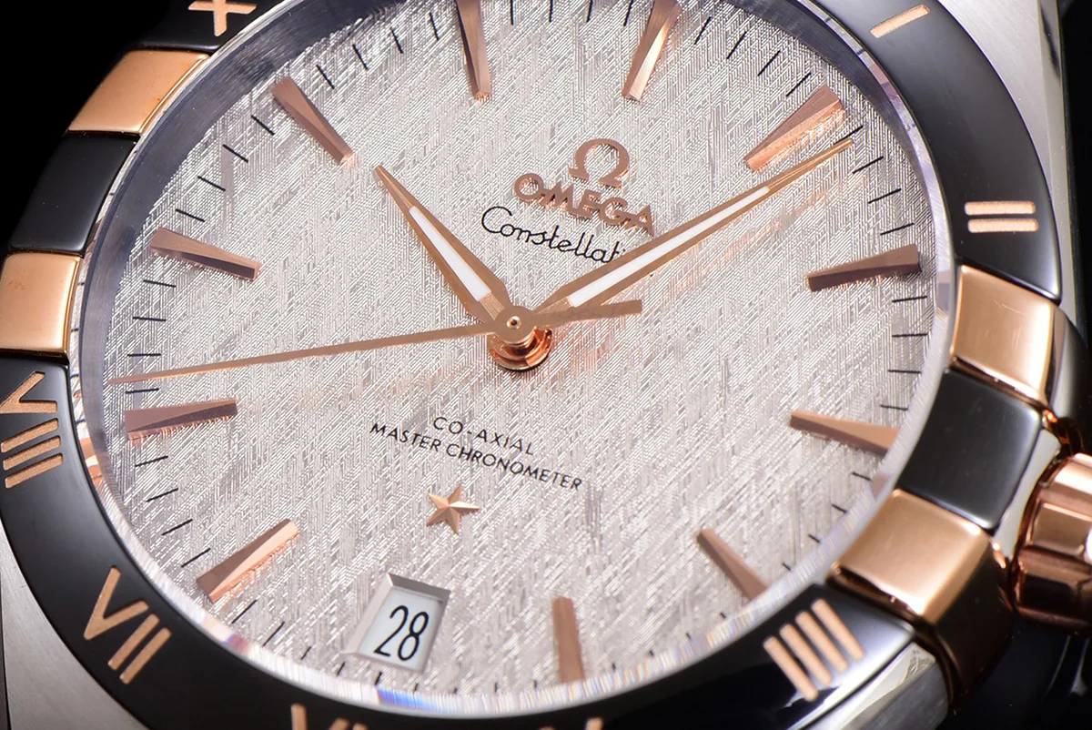 Constellation Co-Axial Master Chronometer 41mm White Dial in Steel/Rose Gold