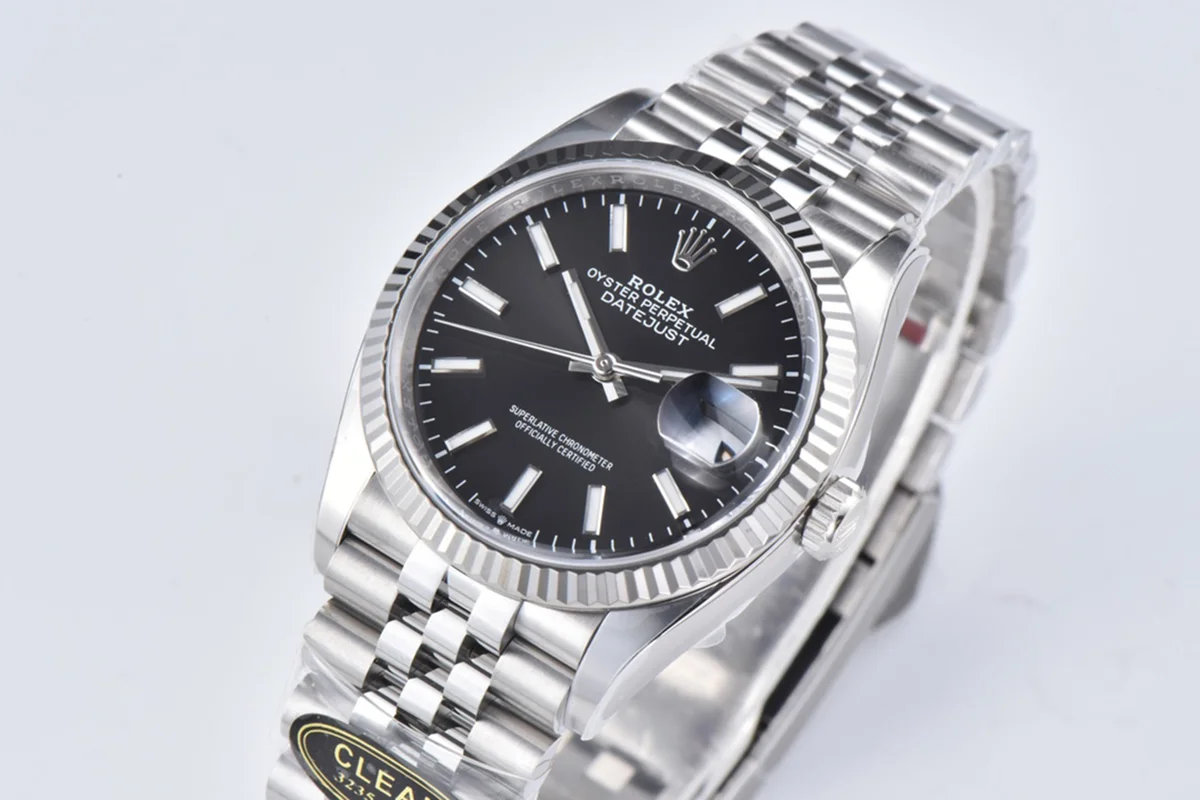 Datejust 36 126334 Bright Black Dial Stick on Jubilee Bracelet