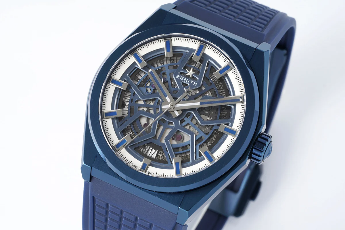 Defy Classic Blue/white in Blue PVD