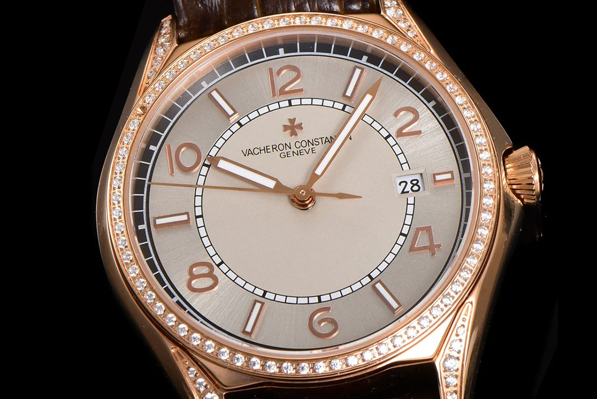 Fiftysix Creme Dial with Diamond Bezel in Pink Gold Ref: 4600E