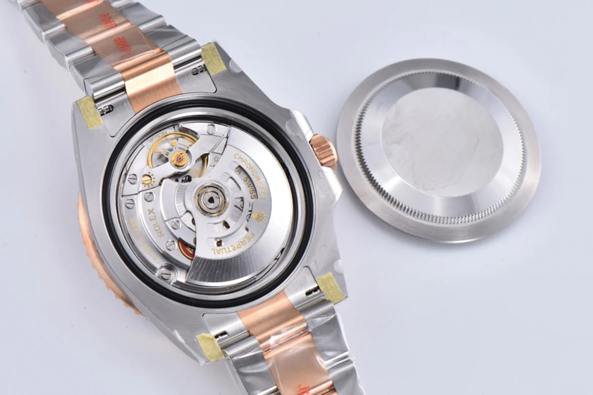GMT Master II 126715CHNR “Rootbeer” in Everose Gold and Steel
