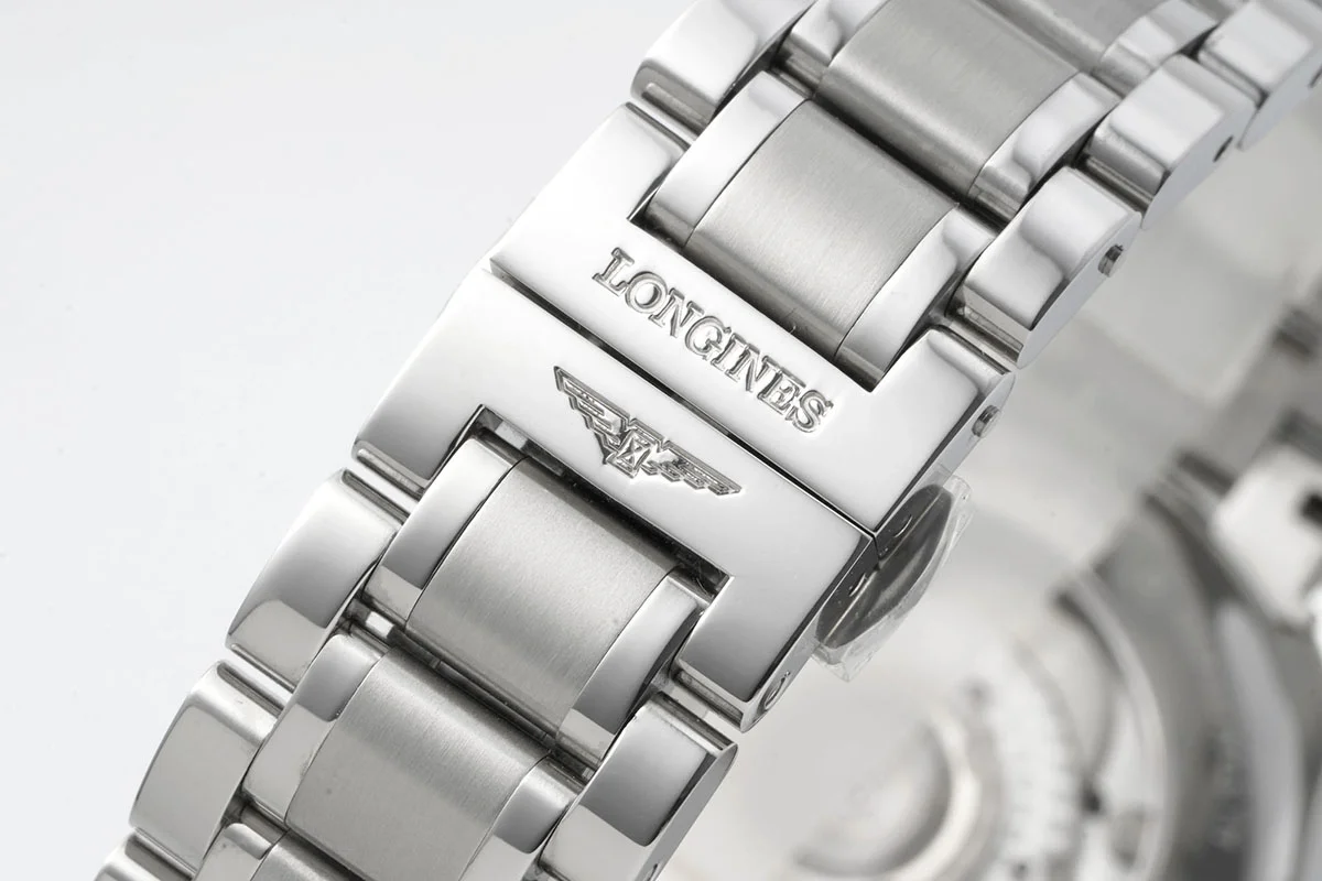 Master Collection White Dial in Steel Ref. L2.908.4.78.6