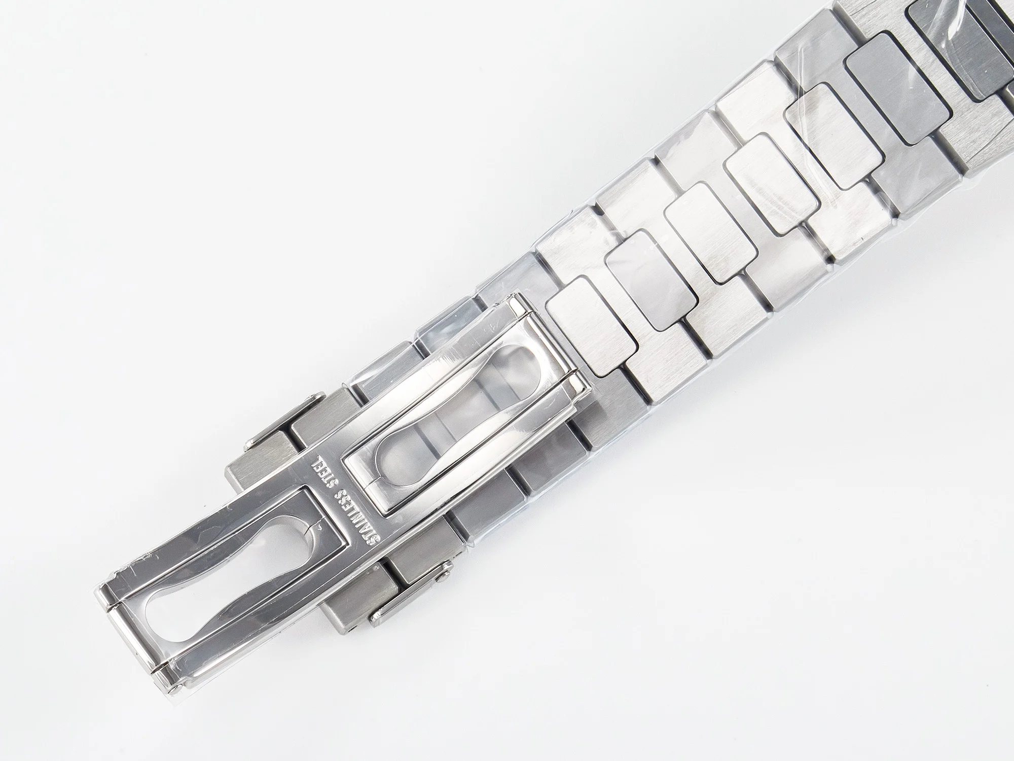 Nautilus 5711 3KF 1:1 Best Edition Tiffany Blue Dial on SS Bracelet A324 Super Clone V2