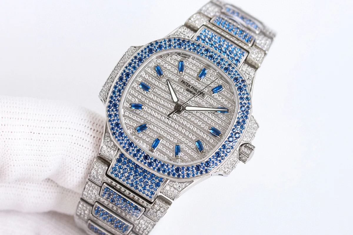 Nautilus 7118 Diamond Paved Dial with Blue Diamond Markers in White Gold