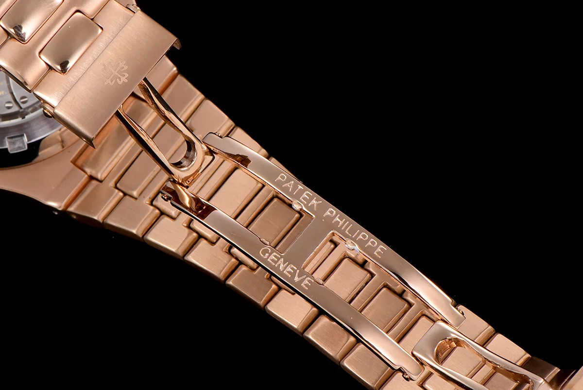Nautilus Chronograph 5980/1R Blue Dial in Rose Gold