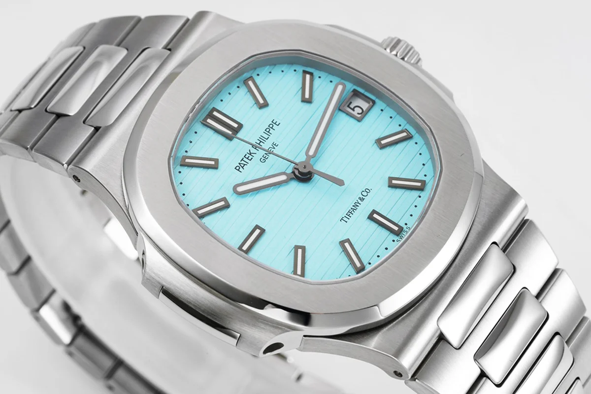 Nautilus Jumbo 5711/1A-018 Tiffany Blue Dial