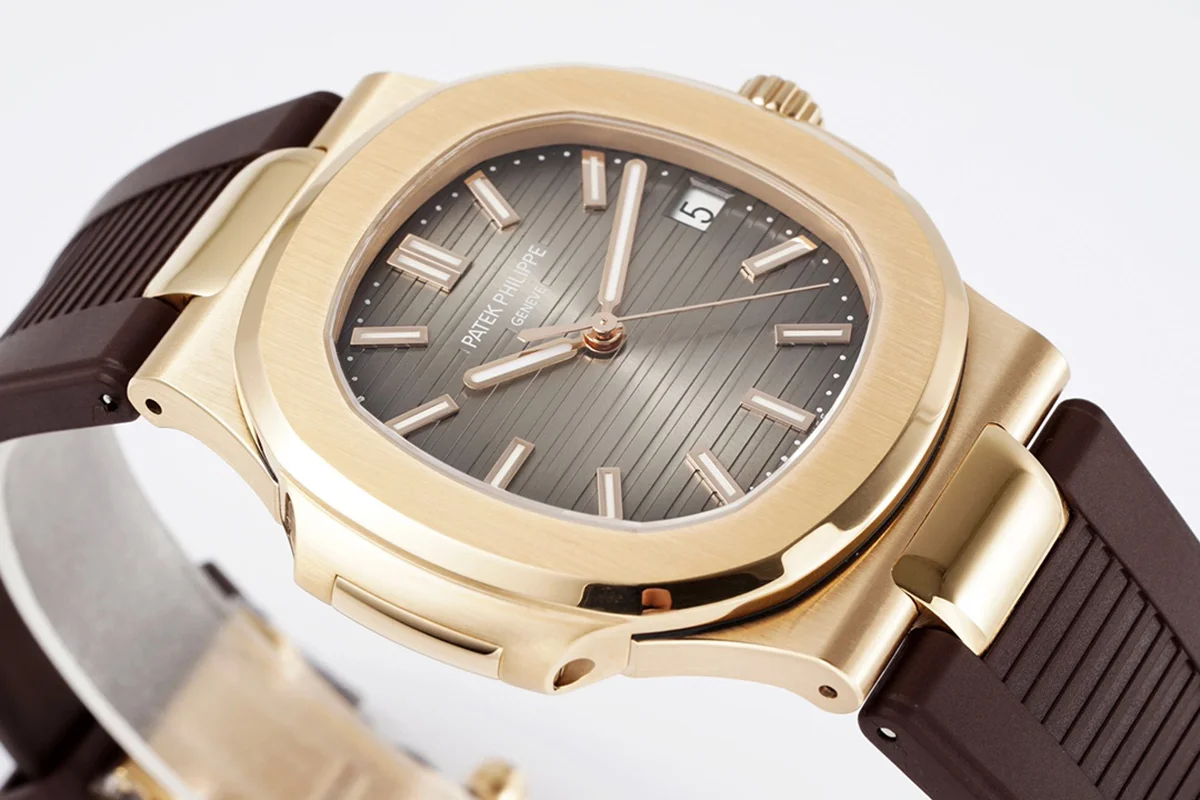 Nautilus Jumbo 5711/1R-001 Brown Dial on Rubber Strap