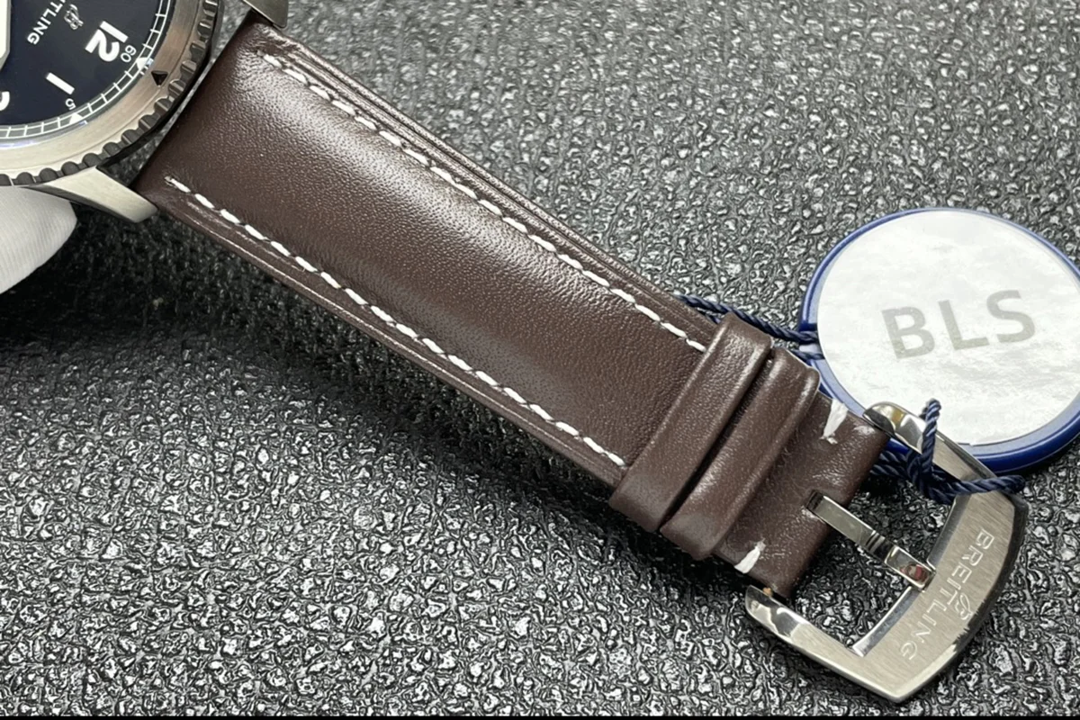 Navitimer Aviator 8 Automatic 41 Black Dial in Steel on Brown Leather Strap