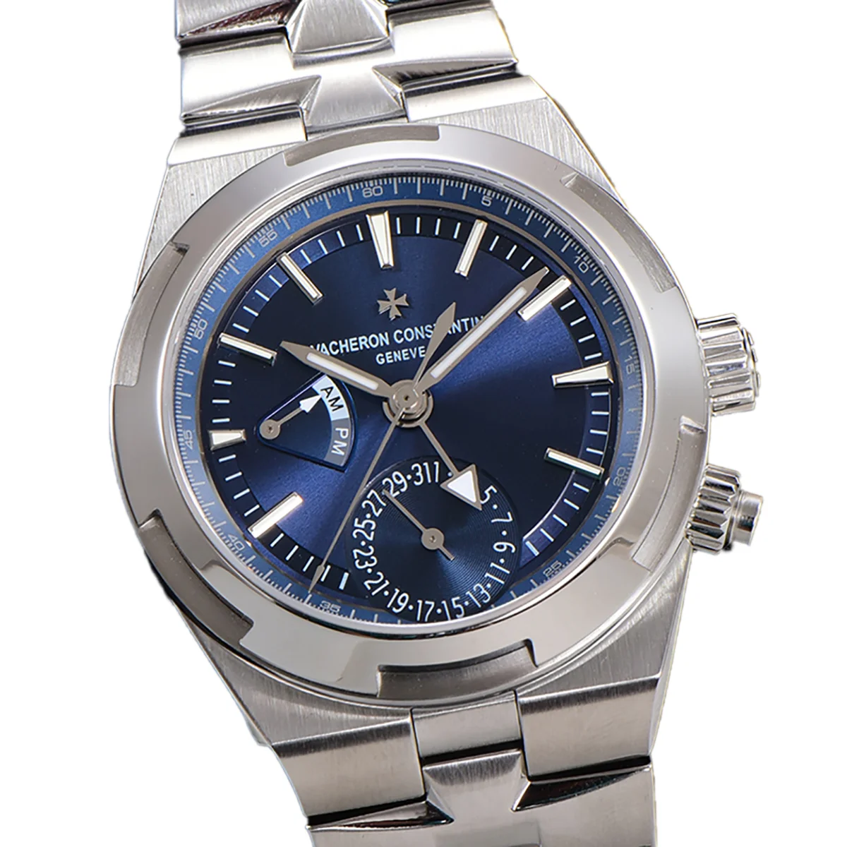 Overseas Dual Time Blue Dial in Steel Ref. 7900V/110A-B334