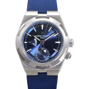 Overseas Dual Time Blue Dial in Steel Ref. 7900V/110A-B334 on Rubber Strap