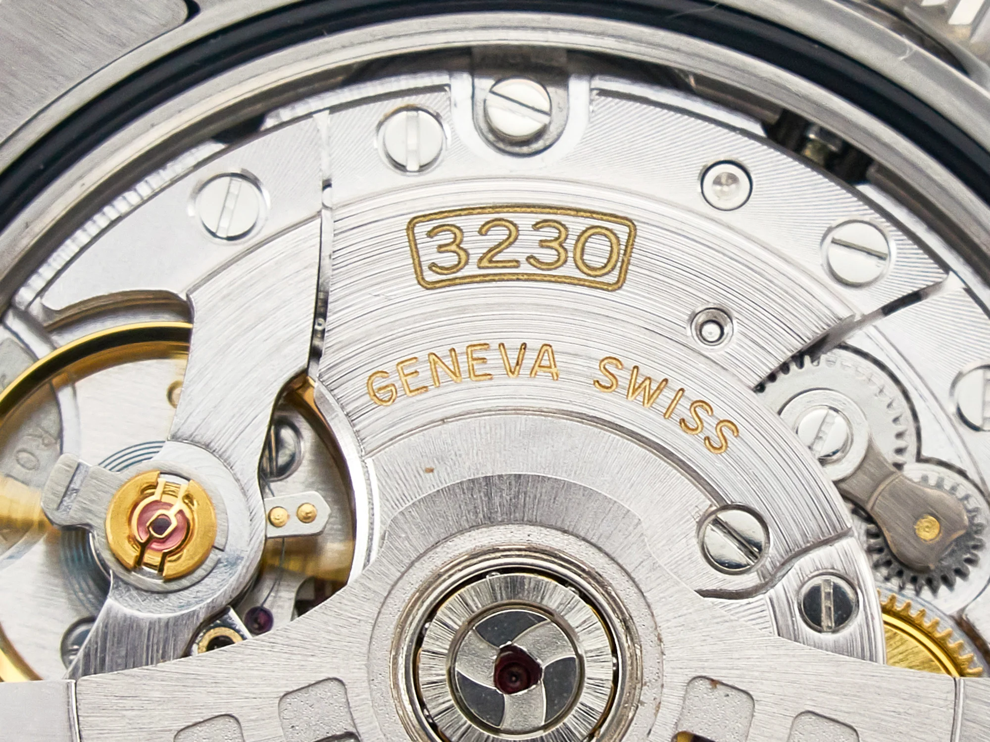Oyster Perpetual 36mm 126000 Clean 1:1 Best Edition 904L Steel Red Dial on SS Bracelet VR3230