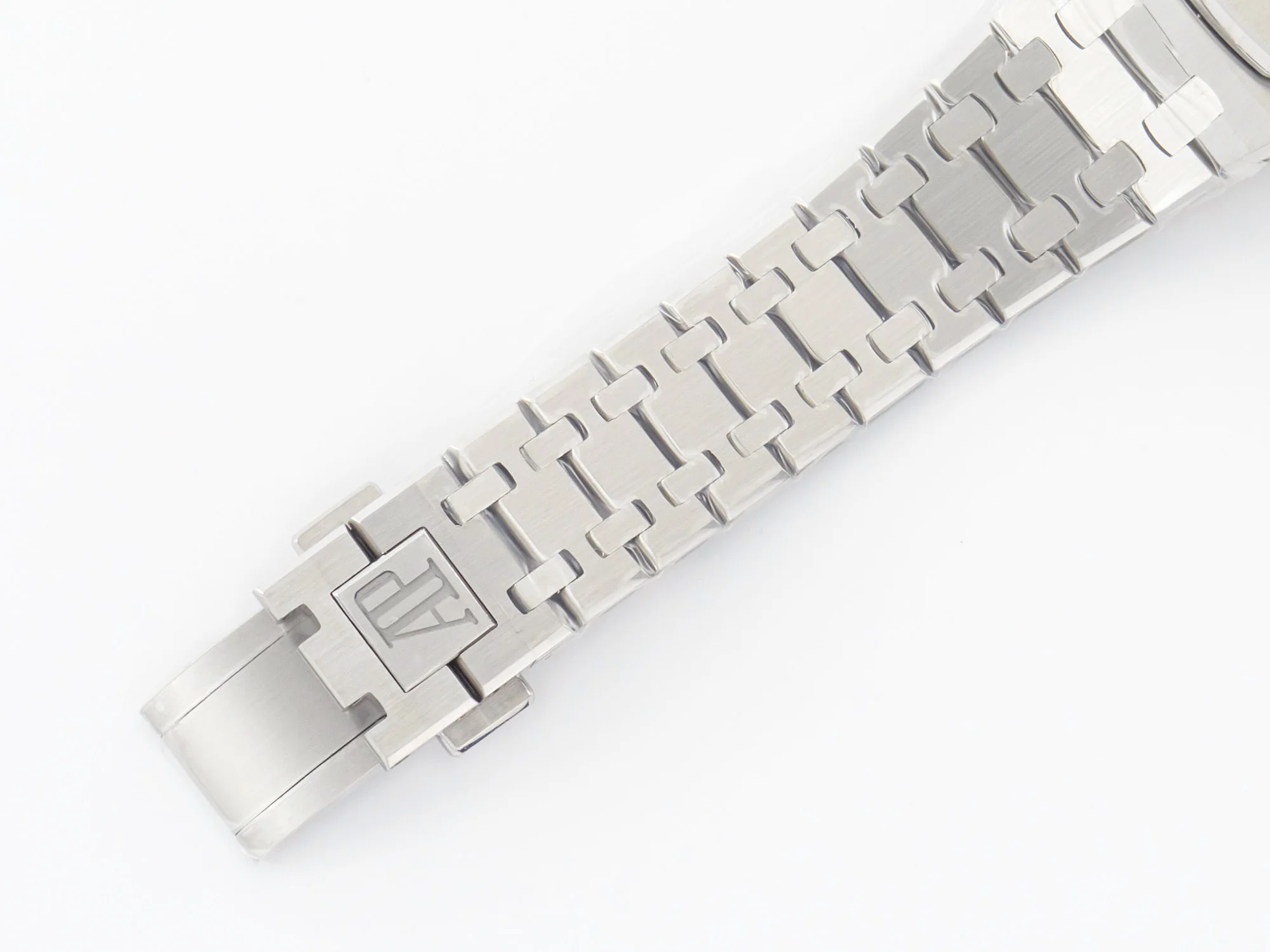 Royal Oak 34mm SS ZF 1:1 Best Edition White Textured Dial on SS Bracelet A5800