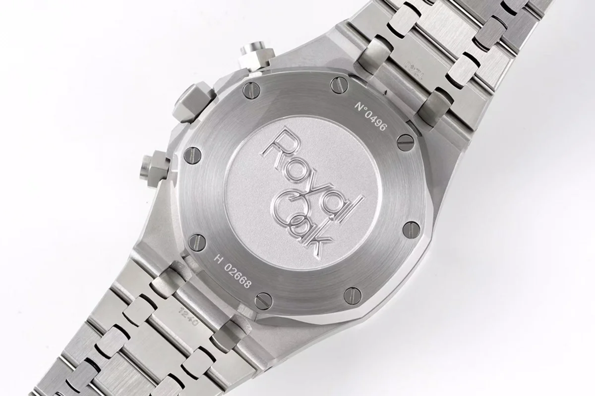 Royal Oak Self-Winding Chronograph White Dial in Steel