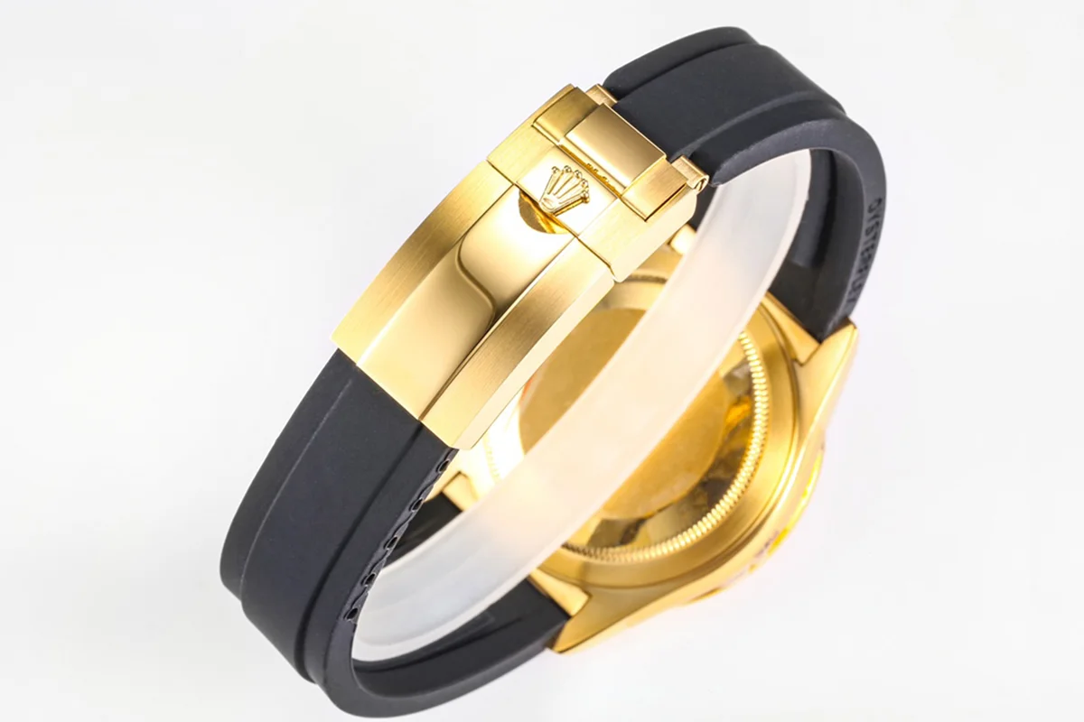 Sky-Dweller 326938 Champagne Dial in Yellow Gold on Rubber Strap