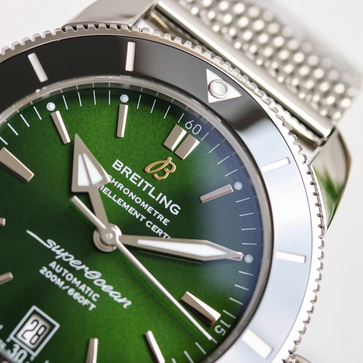 Superocean Heritage II B20 Automatic 42mm in Green Dial on Black Bezel