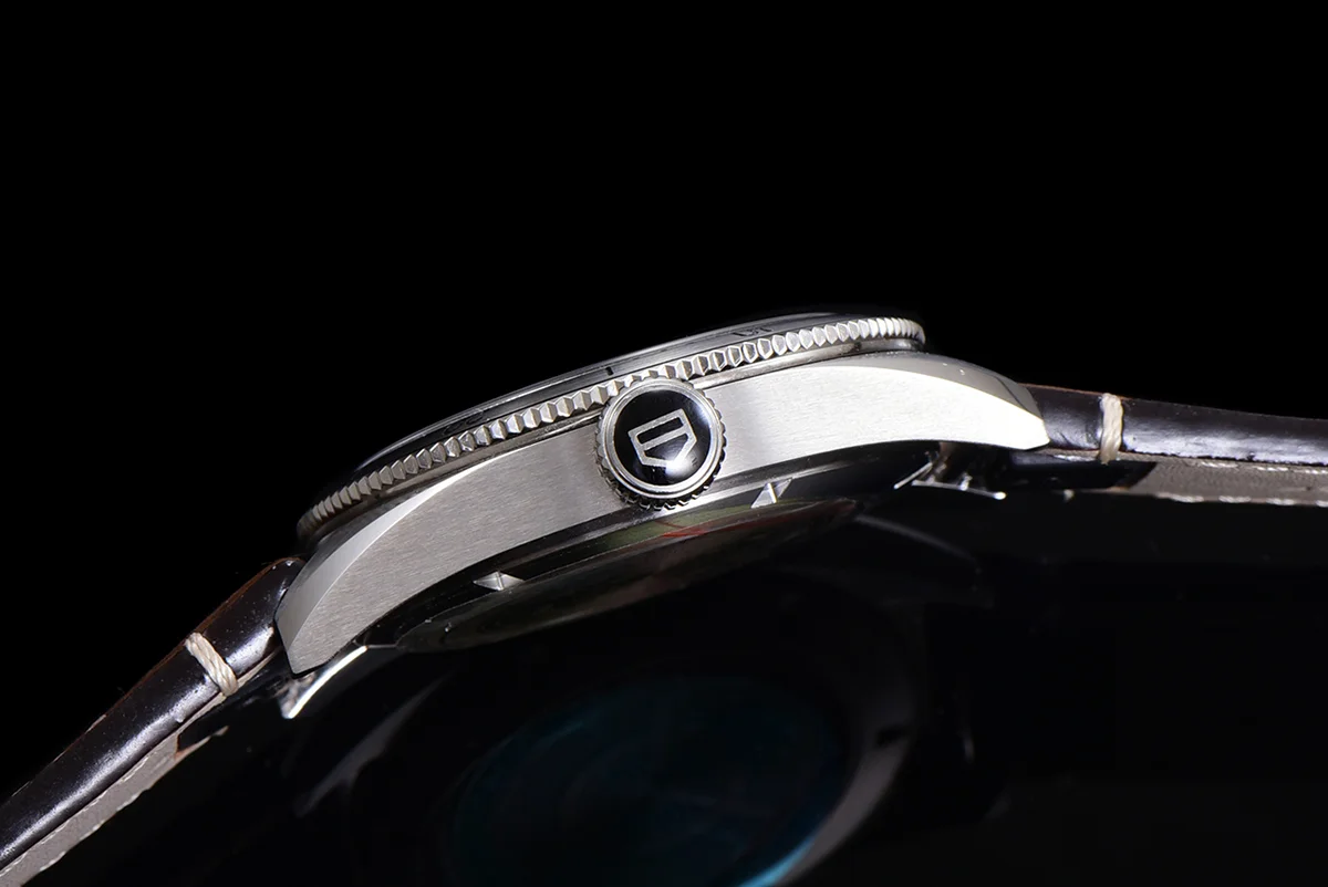 Tag Heuer Autavia Caliber 5 Grey Dial on Leather Strap