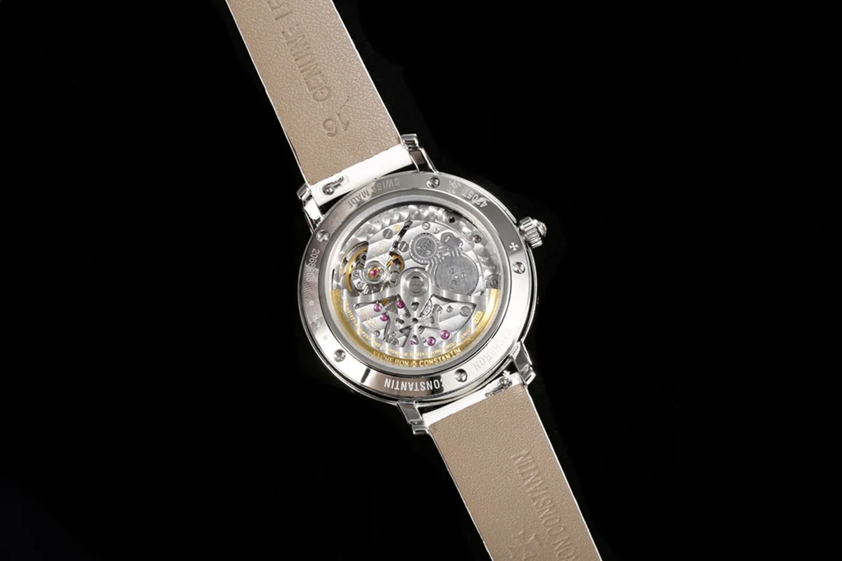 Traditionelle Perpetual Calendar Ultra-Thin 4305T/000G White Dial in White Gold